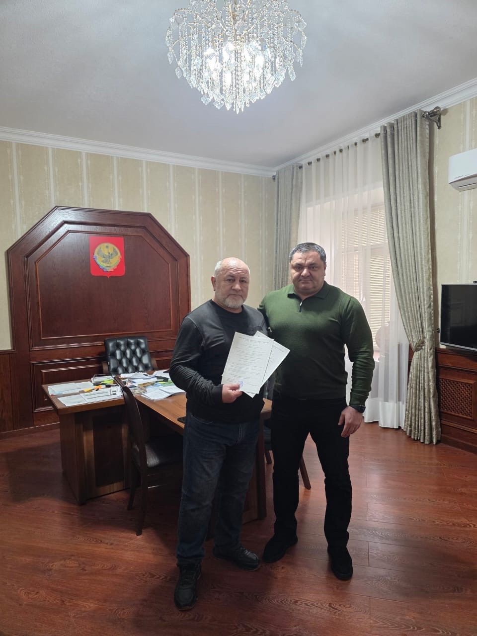 В Управлении социальной защиты населения состоялось знаковое событие — вручение жилищных сертификатов участникам боевых действий в Афганистане.